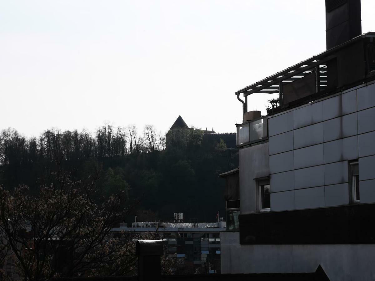 M&J'S Apartment In The Centre Of リュブリャナ エクステリア 写真